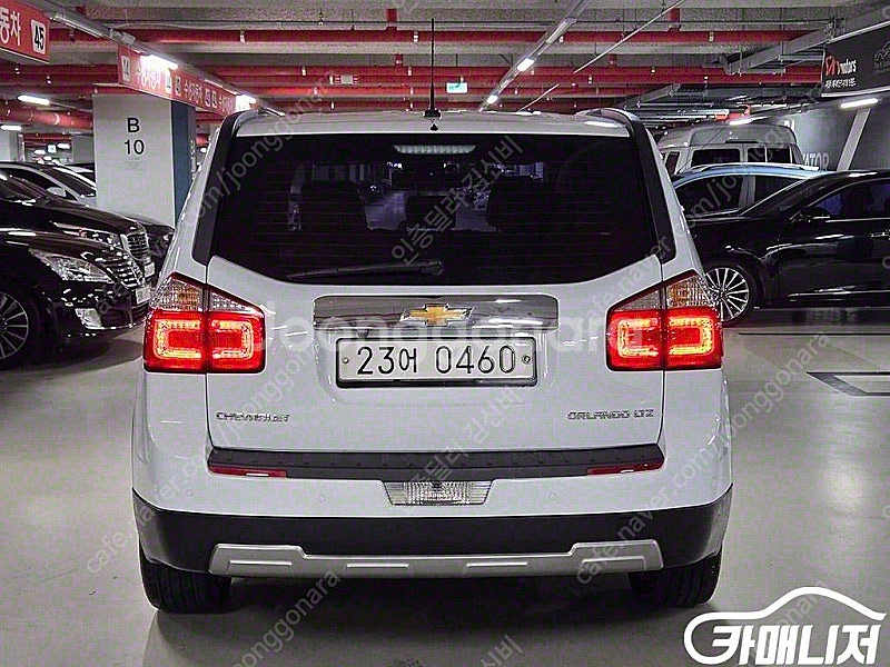 중고 올란도 LPGI LTZ 프리미엄 2017 년식 흰색 중고차 매물--4