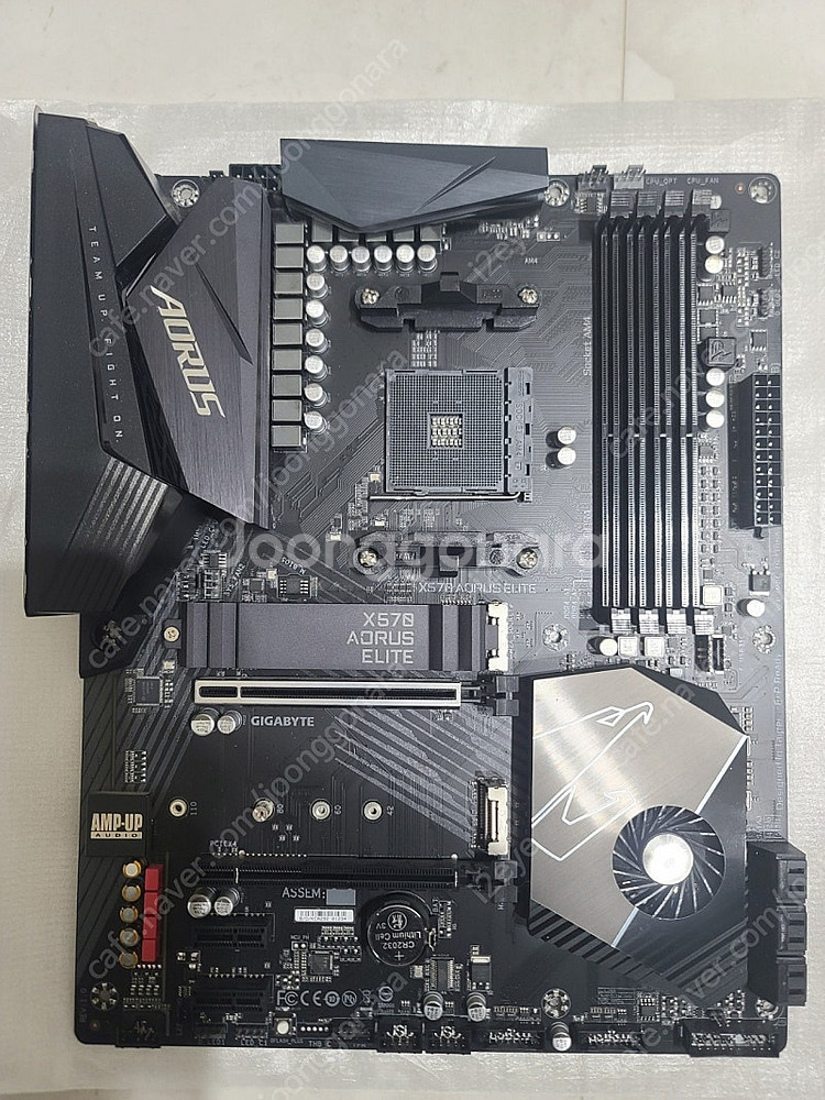 기가바이트 X570 AORUS ELITE--0