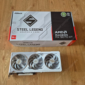 애즈락 asrock 9070xt 스틸레전드 화이트