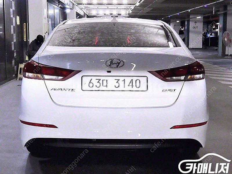 중고차 아반떼 AD 1.6 e-VGT 스마트 (5인승)...--5
