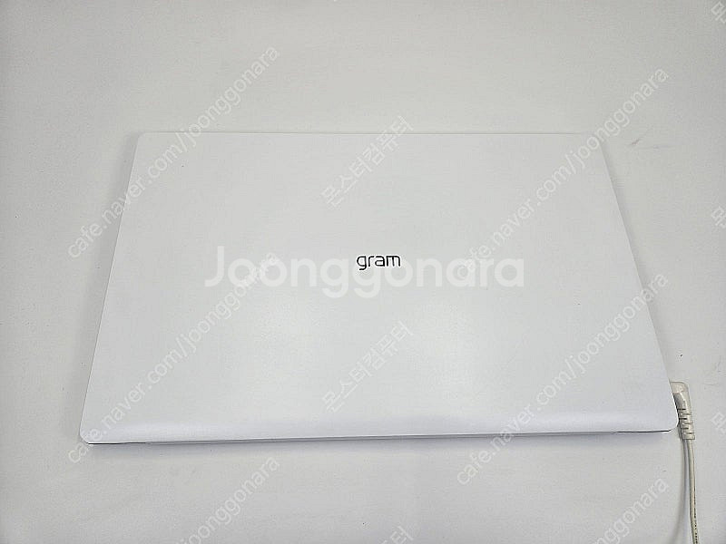 LG 그램 노트북 판매합니다. 8~11세대 상태 굿 작...--1