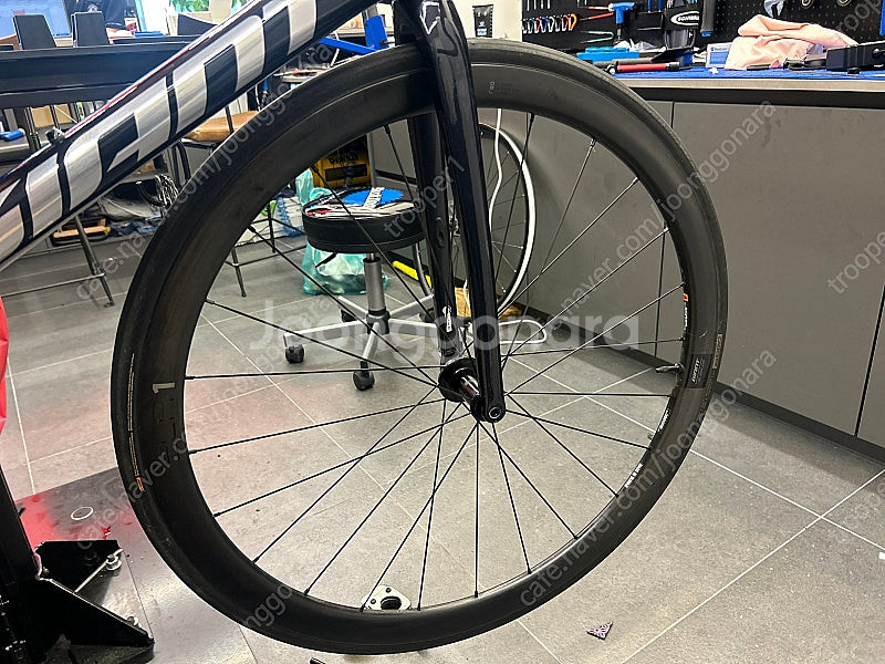 tcr pro0 프레임 slr1휠 판매합니다--2