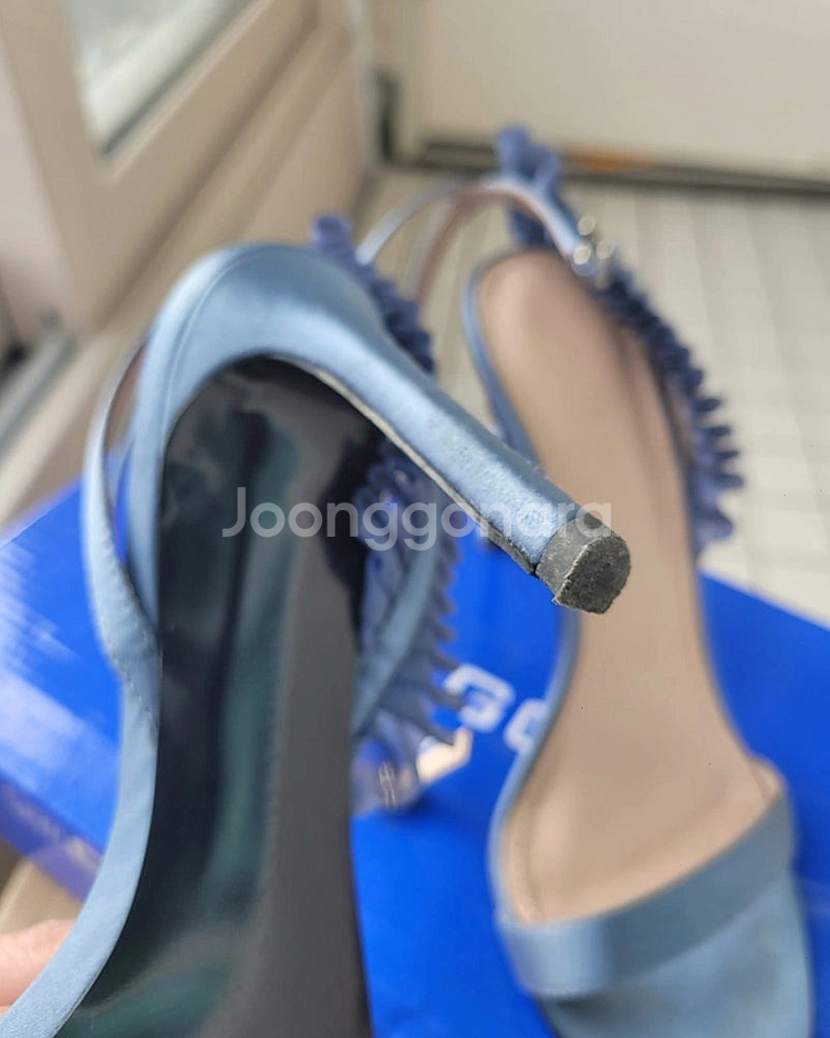 명품 여성샌들구두 240사이즈--1