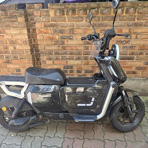 스톰LT2(무판전동스쿠터)카본블랙 판매합니다