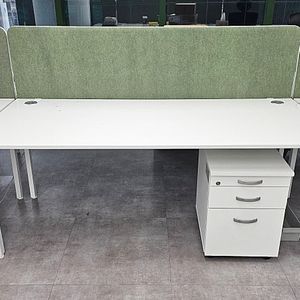 퍼시스인에이블 데스커모션데스크 데스커책상 한샘책상 서울대의자 허먼밀러뉴에어론 시디즈의자 파티션 책장