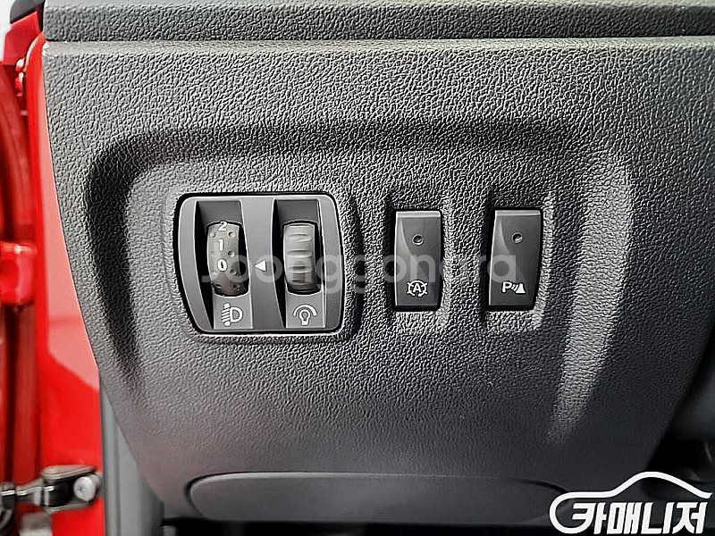 [르노코리아(삼성)]뉴QM3 디젤 1.5 RE 레드 에디션 2017 년 중고차◆전액할부◆중고리스◆여유자금◆--9