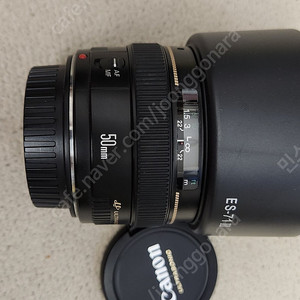 캐논 EF 50mm f1.4 정품 렌즈 팝니다.