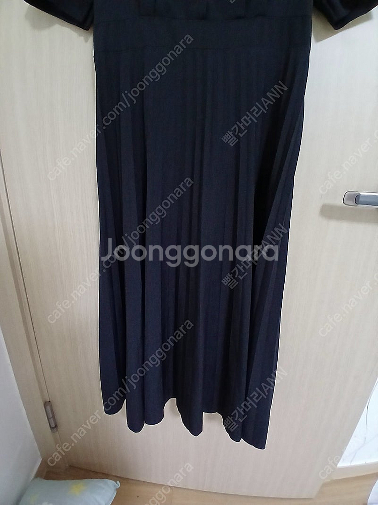 포커스 블랙 원피스--2