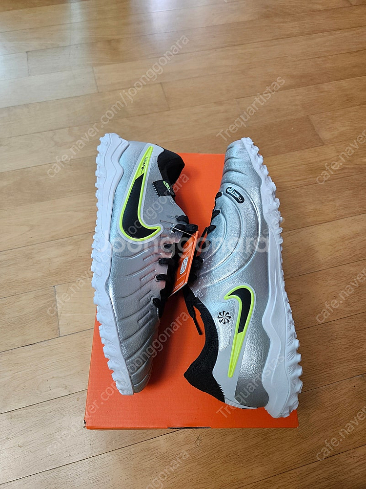 나이키 티엠포 레전드10 프로 270 tf 풋살화--1