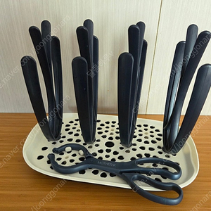 마더케이 젖병건조대 및 젖병집게 팔아요