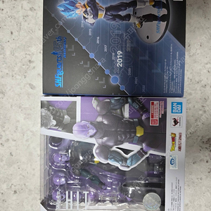 드래곤볼 제품 SHF 팝니다.