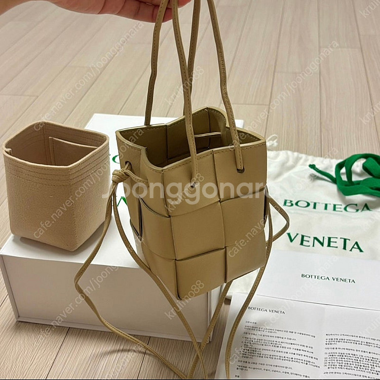 보테가 베네타(BOTTEGA VENETA) 미니 카세트...--9