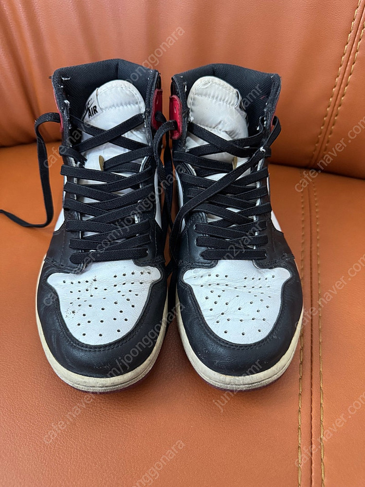 나이키 조던 1 레트로 하이 OG 블랙토 555088-125. 260사이즈 팝니다--1