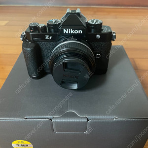 니콘 Zf 40mm f2 SE 박스셋 팝니다.