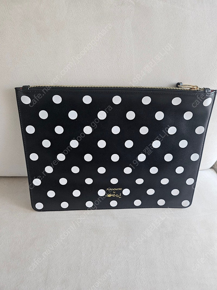 플레이노모어 콜라보 클러치백 블랙(정품)새상품 이미지