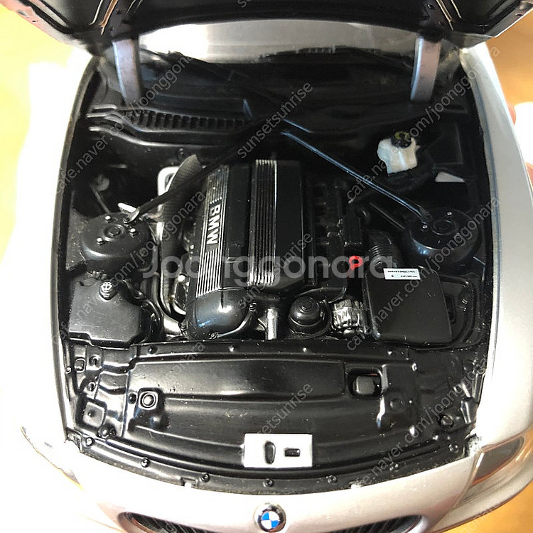 1:18 다이캐스트 bmw z4 e85 교쇼 딜러버전--5