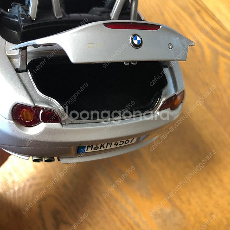 1:18 다이캐스트 bmw z4 e85 교쇼 딜러버전--7