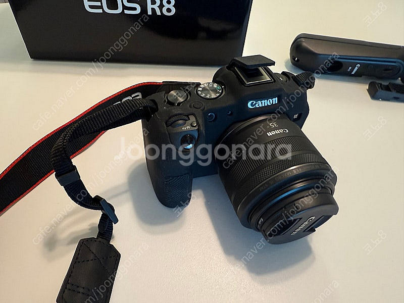 캐논 EOS R8 + RF 35 풀박스 민트급--2