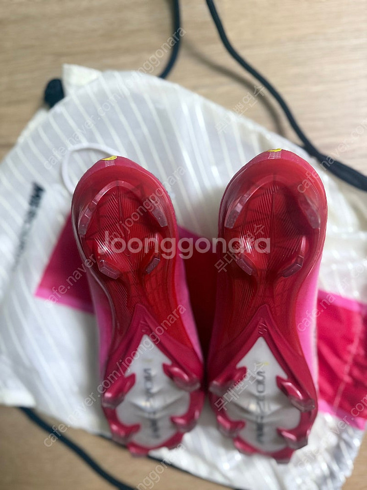 나이키축구화--3