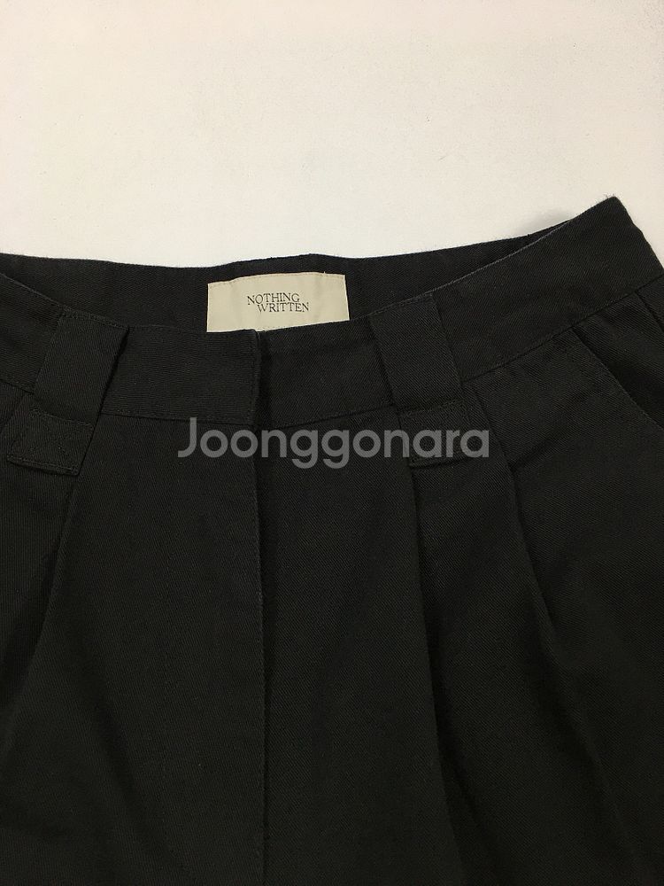 한섬 폼스튜디오 치마/ 낫띵리튼 반바지/ 마이클코어스 ...--9