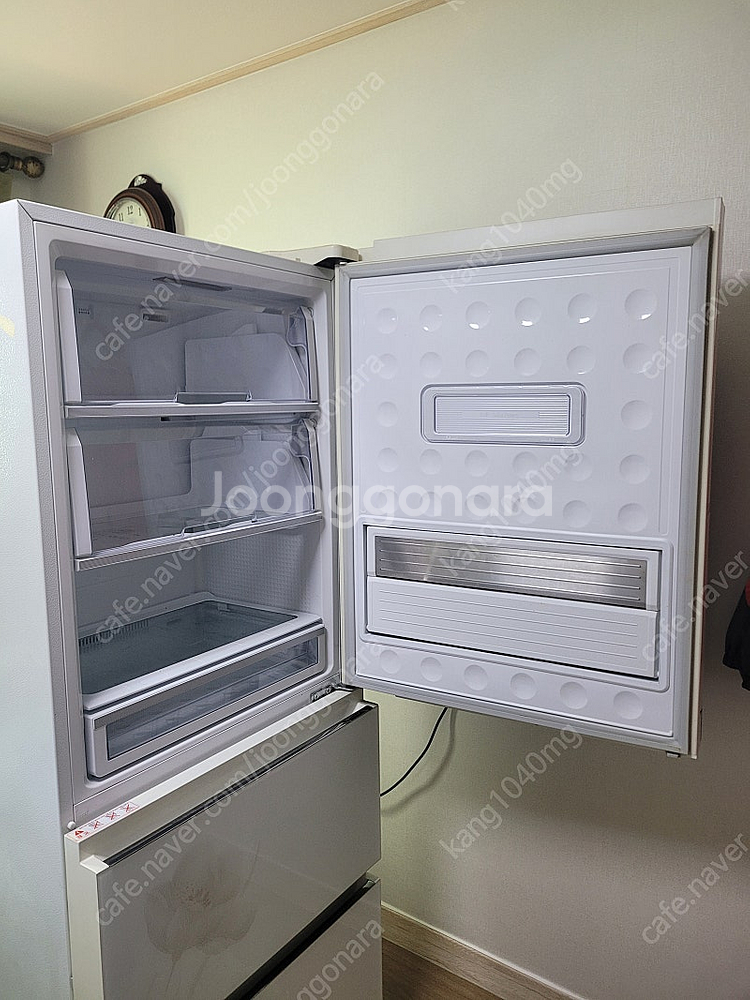김치 냉장고 스텐드 310리터 삼성 지펠--1