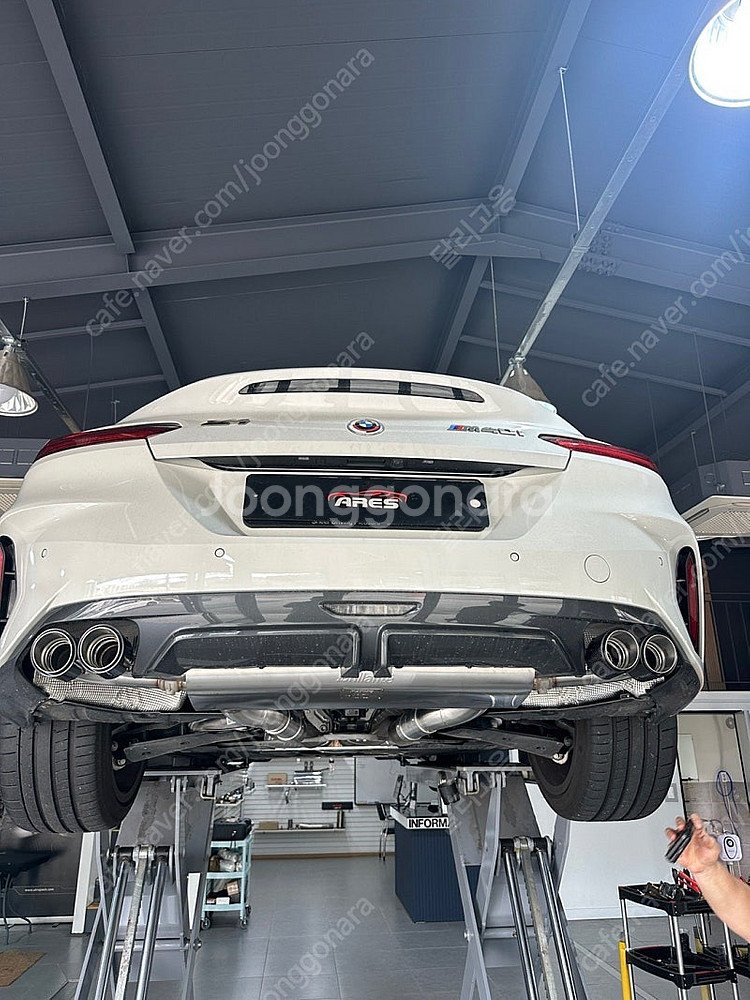 bmw z4 g29 m40i 브릴란테 배기 팝니다.--1