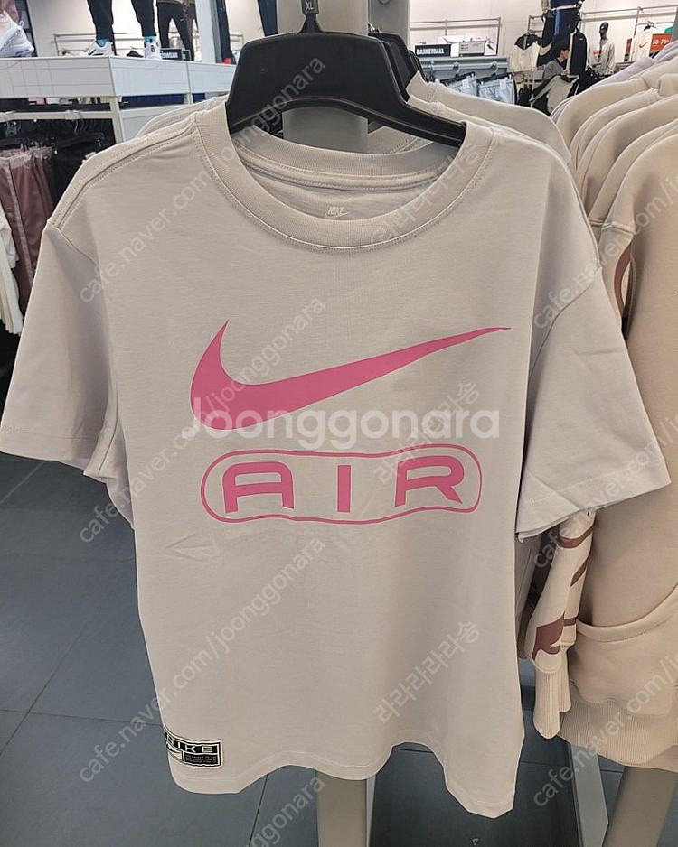 4만9천원에 구매한 나이키 오버핏 티셔츠 S텍만뗀 새제...--0