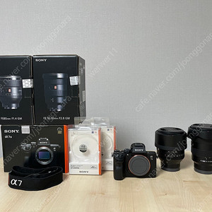 소니 A7M3, 85gm, 16-35gm 일괄 판매합니다. 직거래 대구, 창원에서 가능합니다. 풀박스