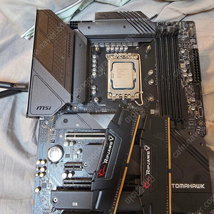 13600kf z690 msi 토마호크 wifi 립죠스 d4 비다이 3200 cl14 팝니다~