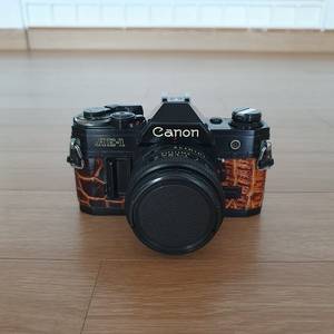 캐논 AE-1 필름카메라 (배송비,렌즈 포함)