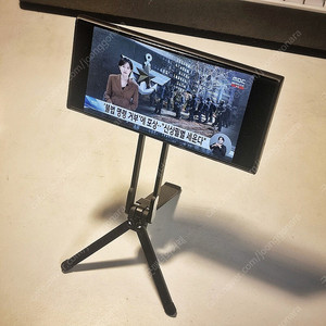 맥세이프 자석 스틸 거치대 삼각대 / 가방걸이 기능포함