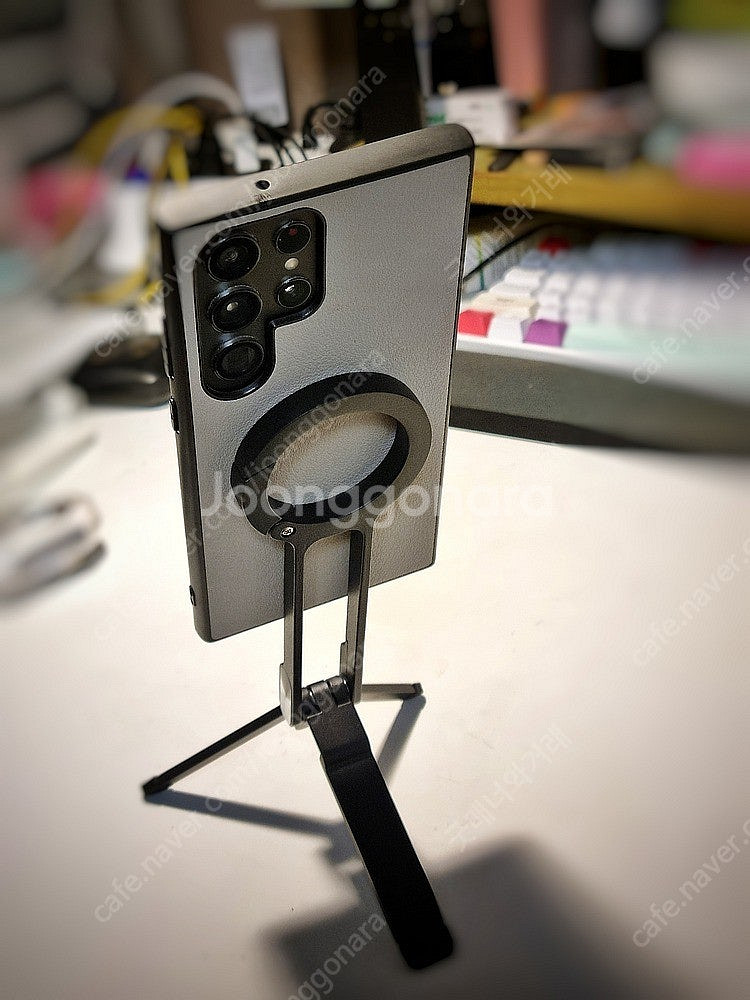 맥세이프 자석 스틸 거치대 삼각대 / 가방걸이 기능포함--8