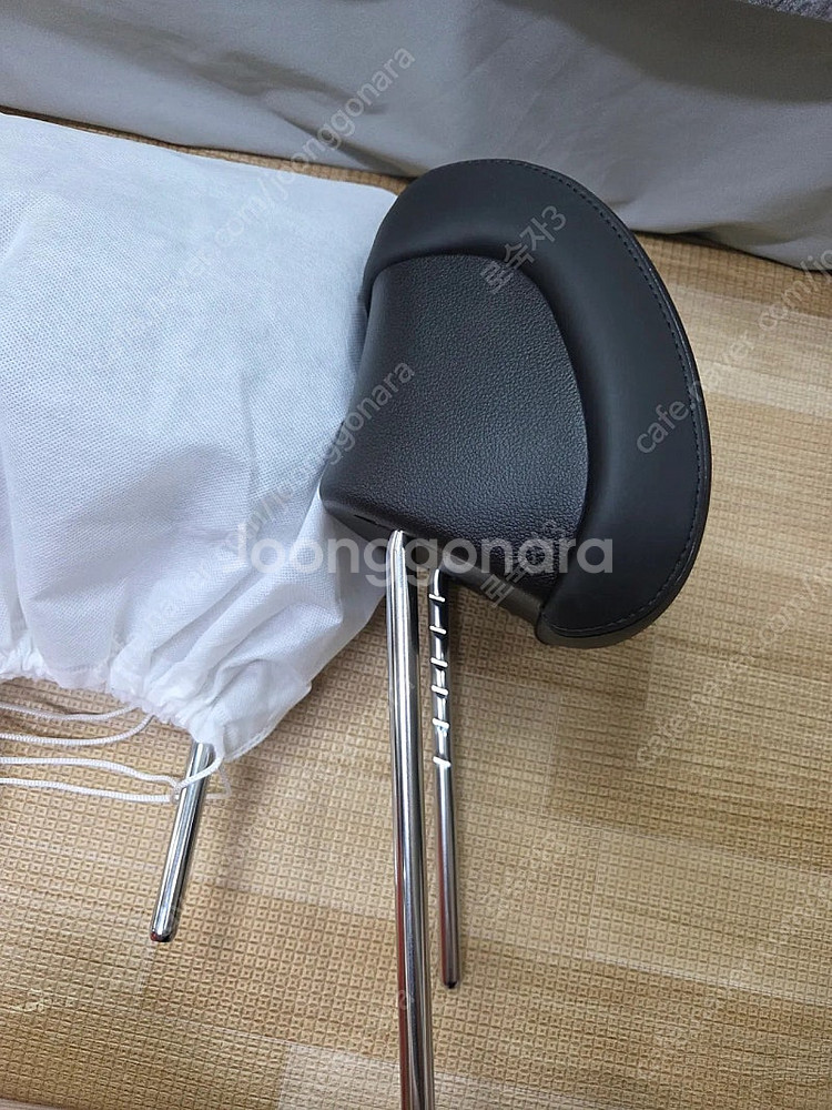GV80 블랙에디션 나파가죽 헤드레스트--2