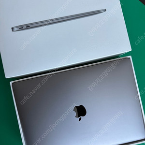 맥북에어 M1 13인치 고급형 스페이스그레이 8코어 / 16GB RAM / 512g 판매합니다