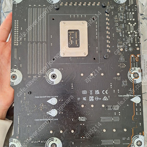 MSI Z690 토마호크 WIFI DDR4+클레브 에센코어 DDR4 16X2 32GB 팝니다