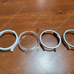 갤럭시워치 44mm 케이스 4개 새것 일괄 반값택배포함 만원팔아요