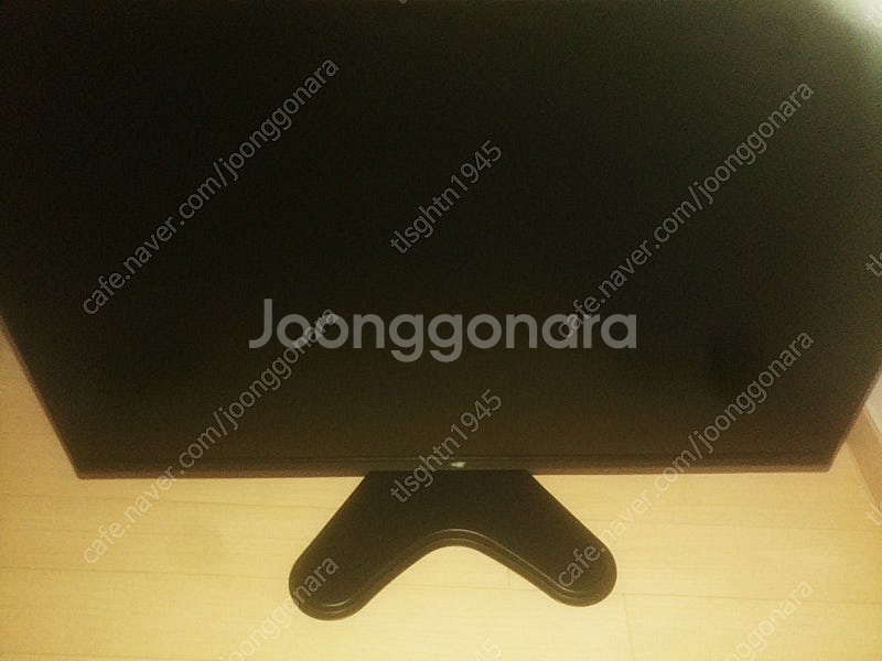 뷰싱크 32인치 60hz 모니터 팝니다.--2