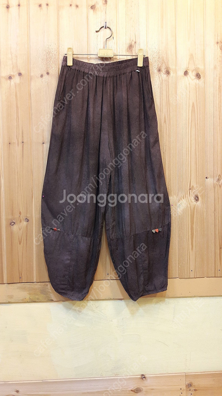 *천연염색 자갸드 항아리 핏 인견 바지 ( 새 상품 )--0