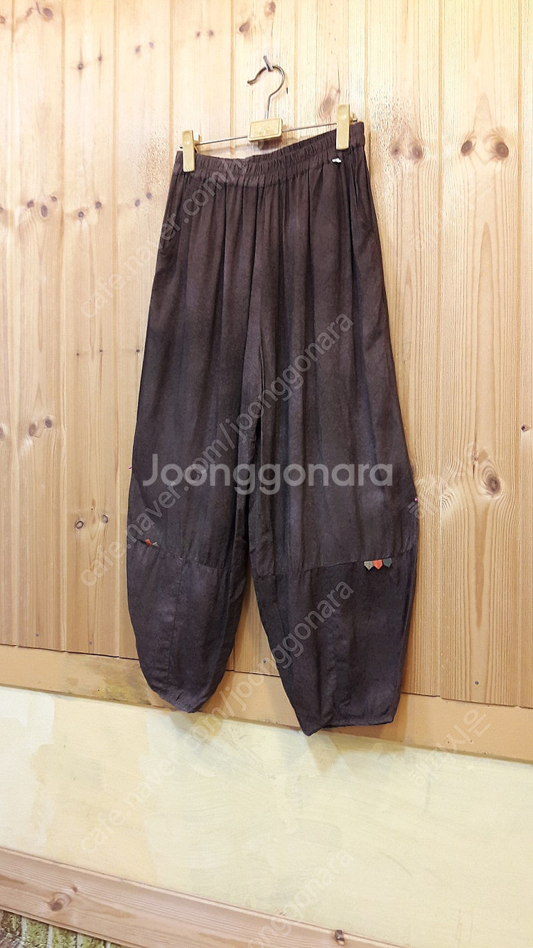 *천연염색 자갸드 항아리 핏 인견 바지 ( 새 상품 )--1