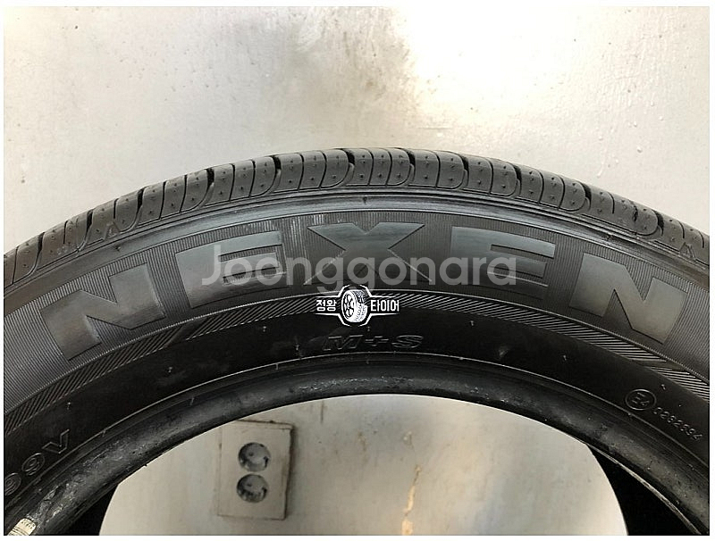 중고타이어 넥센타이어 엔페라수프림S 225/55R18 ...--2