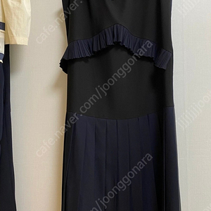 럭키슈에뜨 프릴 원피스 36