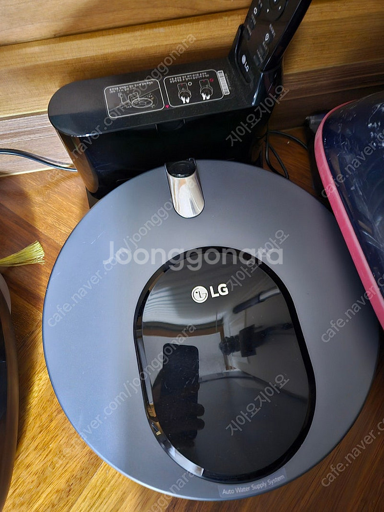 lg 로봇청소기 + 코드제로 물걸레 로봇청소기--2