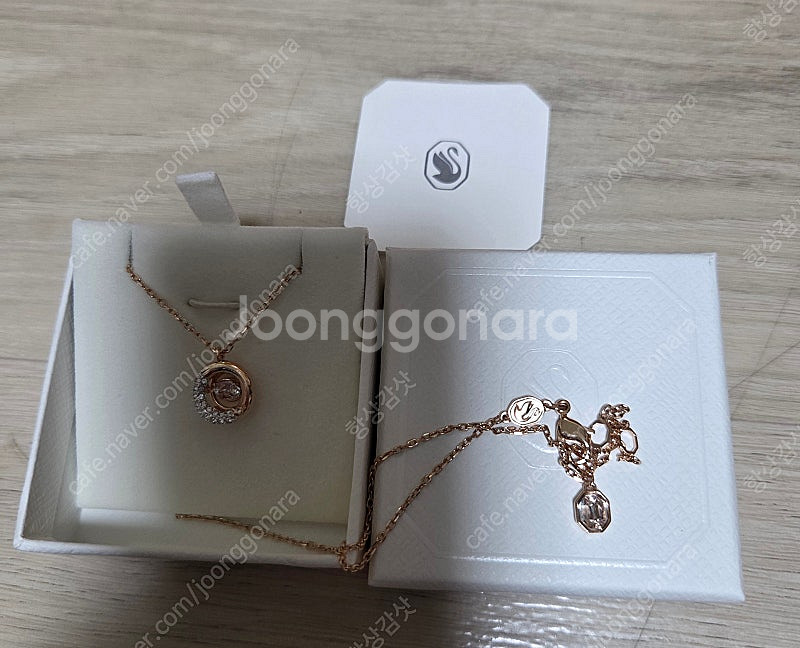 새제품)스와로브스키 댄싱 덱스트라 목걸이 정품--5