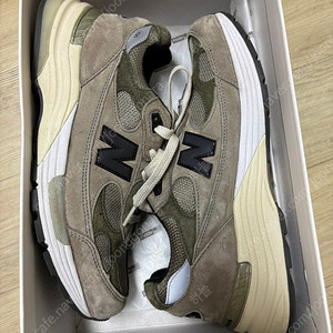 뉴발란스 자운드 992