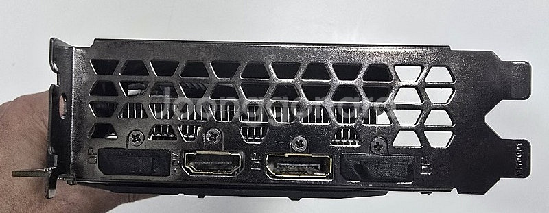 GIGABYTE RTX 2060 6G--2