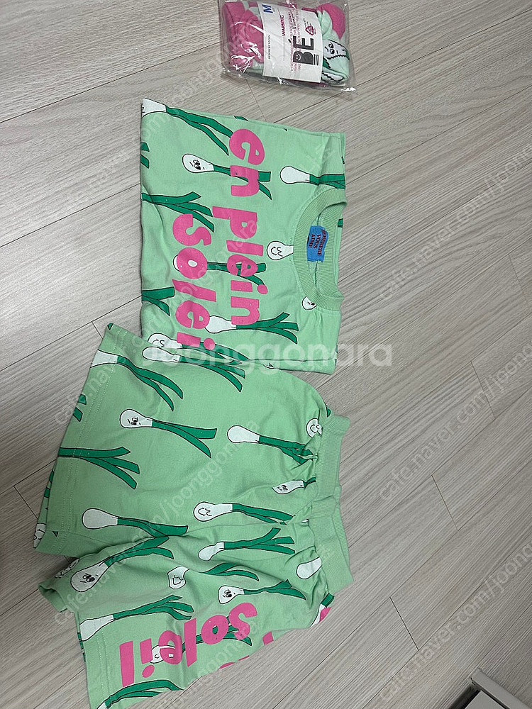 베베베베 대파세트m+양말m 35000원--1