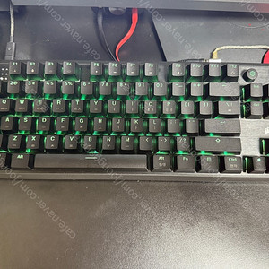 커세어 k70 rgb core tkl 빠르게 팝니다.
