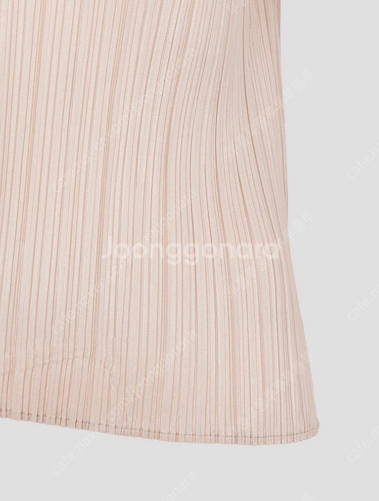 이세이미야케 플리츠플리즈 리프 탑 라이트베이지 F--4