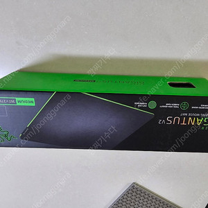 레이저 RAZER GIGANTUS V2 medium 마우스패드 (미개봉 새제품)