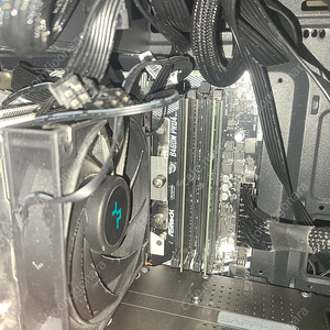 i5 10400f ag400 + b460팝니다